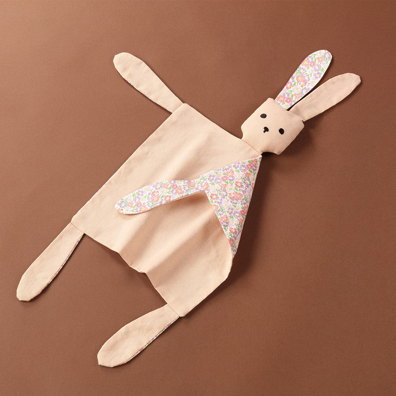 Doudou pour bébé compagnon serviette