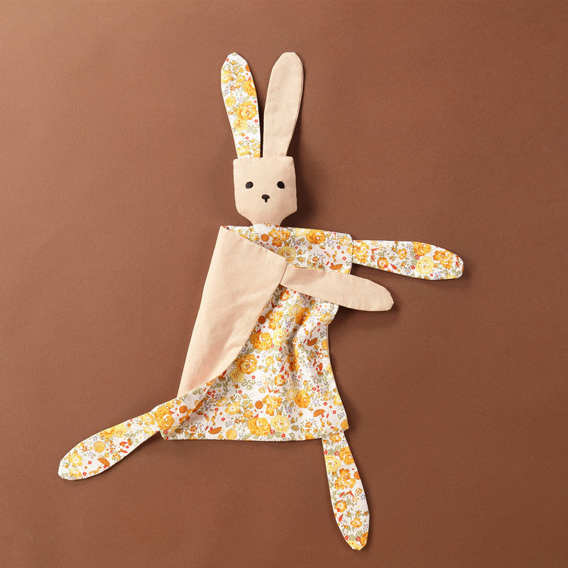Doudou pour bébé compagnon serviette
