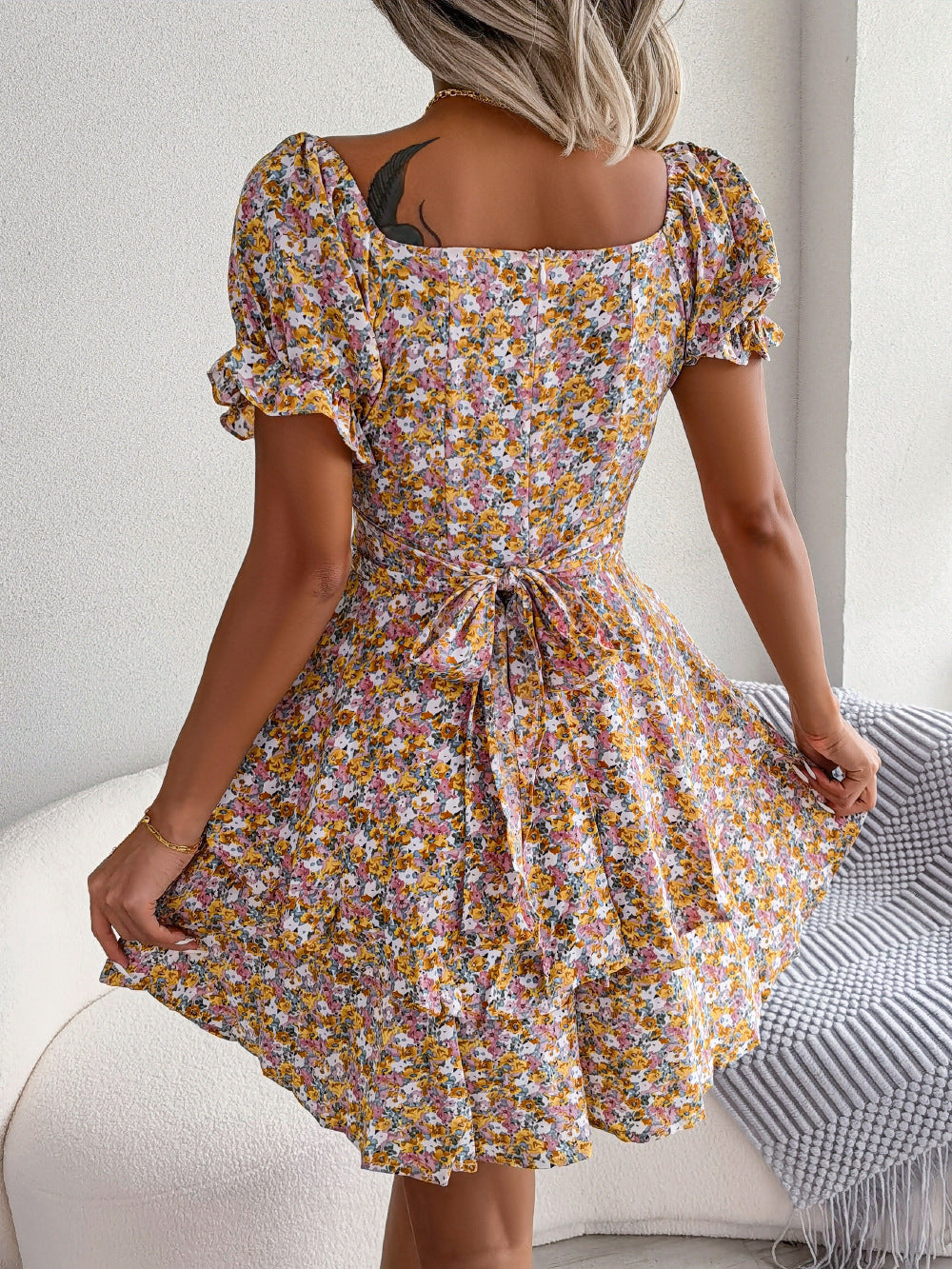 Robe à manches courtes pour femmes