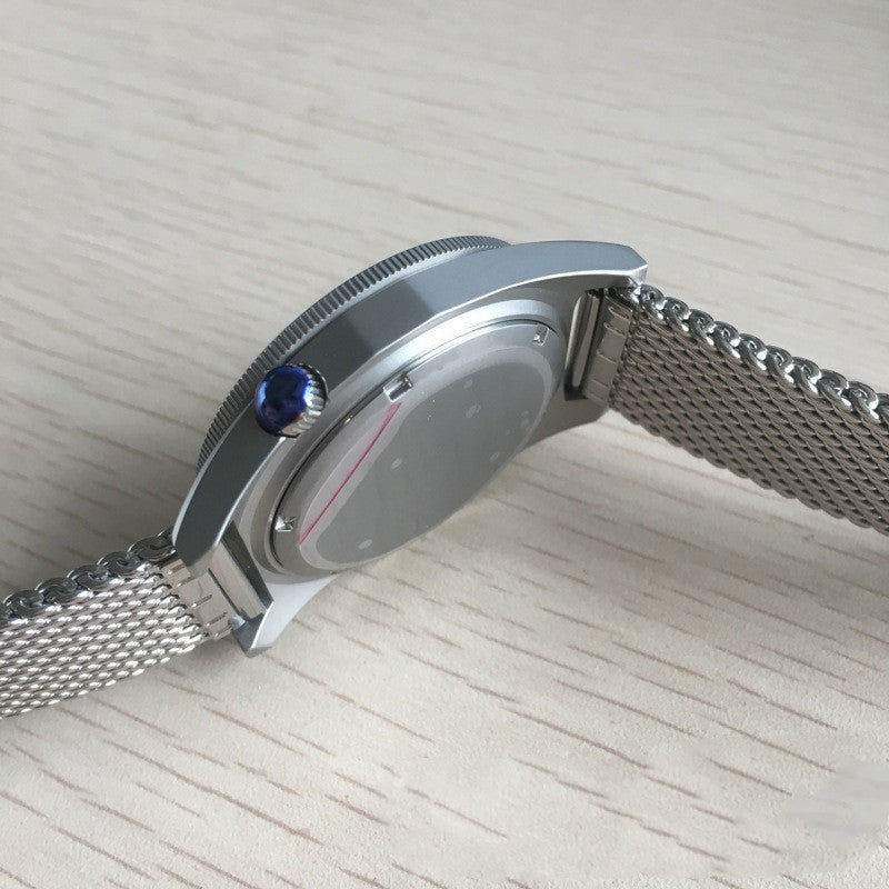 Montre pour hommes avec mouvement automatique mécanique NH35, fabriquée en acier inoxydable 316L, étanche jusqu'à 200 mètres.