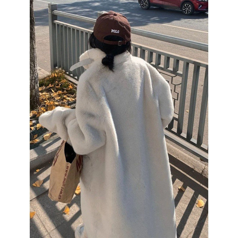Manteau mi-long d'hiver pour femmes