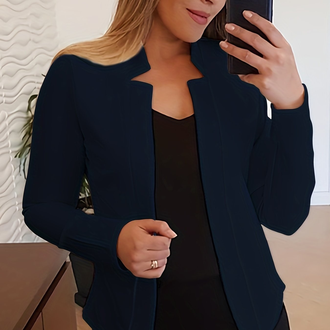 Cardigan élégant aux lignes épurées pour femmes