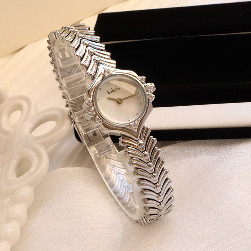 Montre à quartz en plaqué or pour femmes