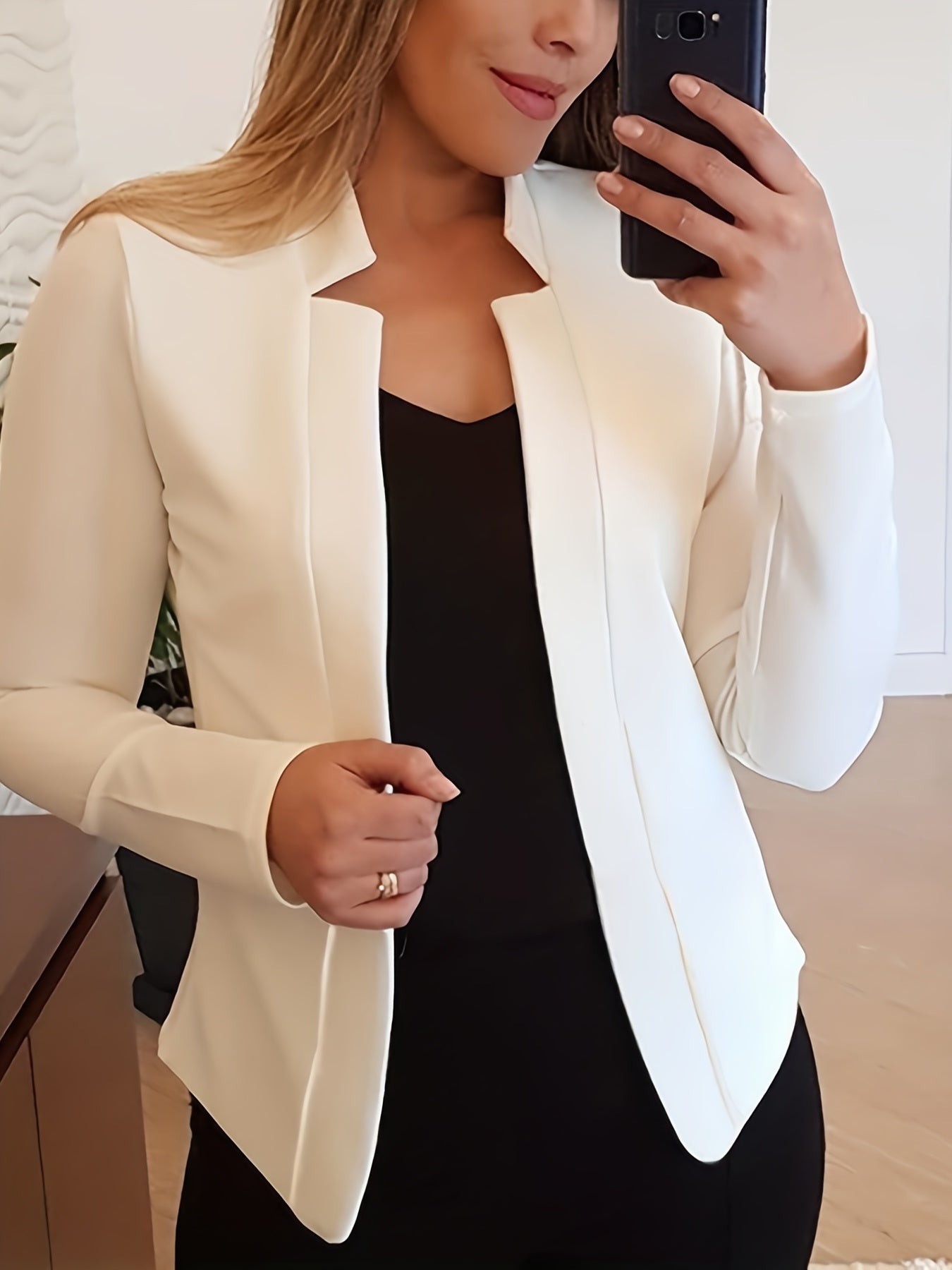Cardigan élégant aux lignes épurées pour femmes