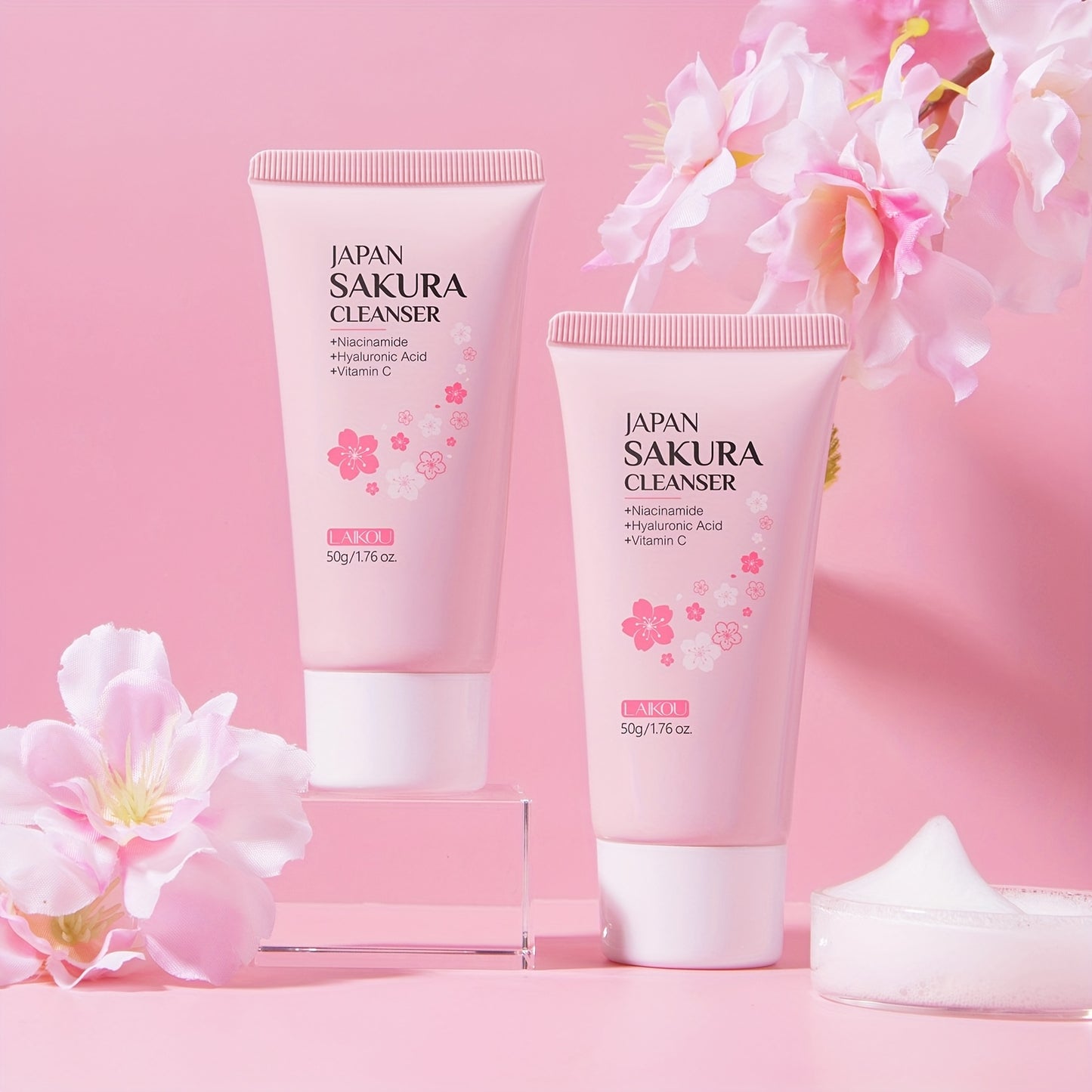 Nettoyant visage mousse à la sakura pour un nettoyage en profondeur sans agresser la peau.