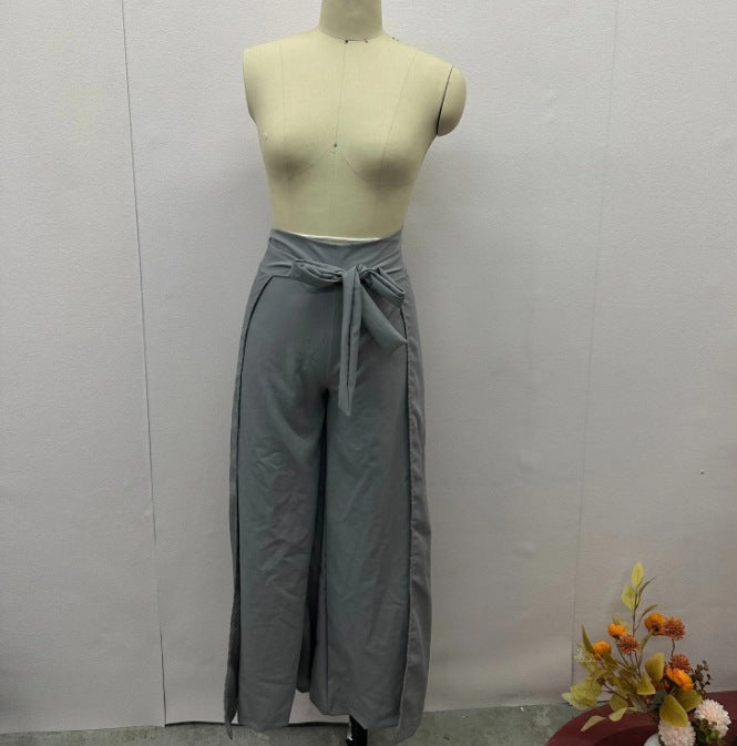 Jupe-culotte solide est à la mode et confortable