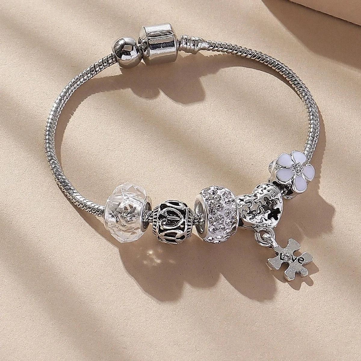 Bracelet à multi éléments pour femmes