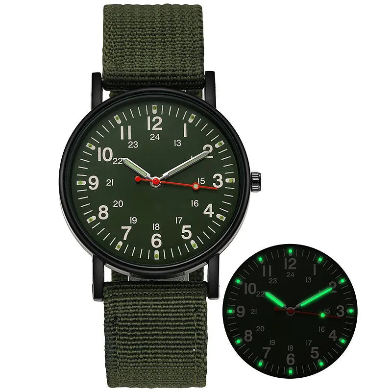 Montre pour hommes au design luxueux