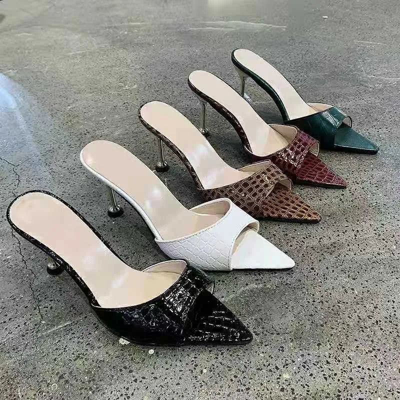 Chaussures à talons hauts pour femmes