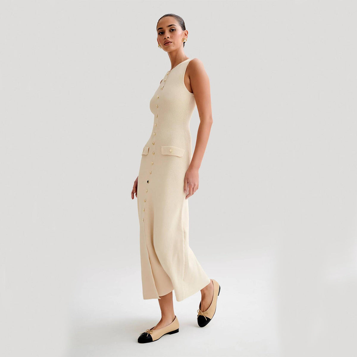 Robe élégante tricotée sans manches pour femmes