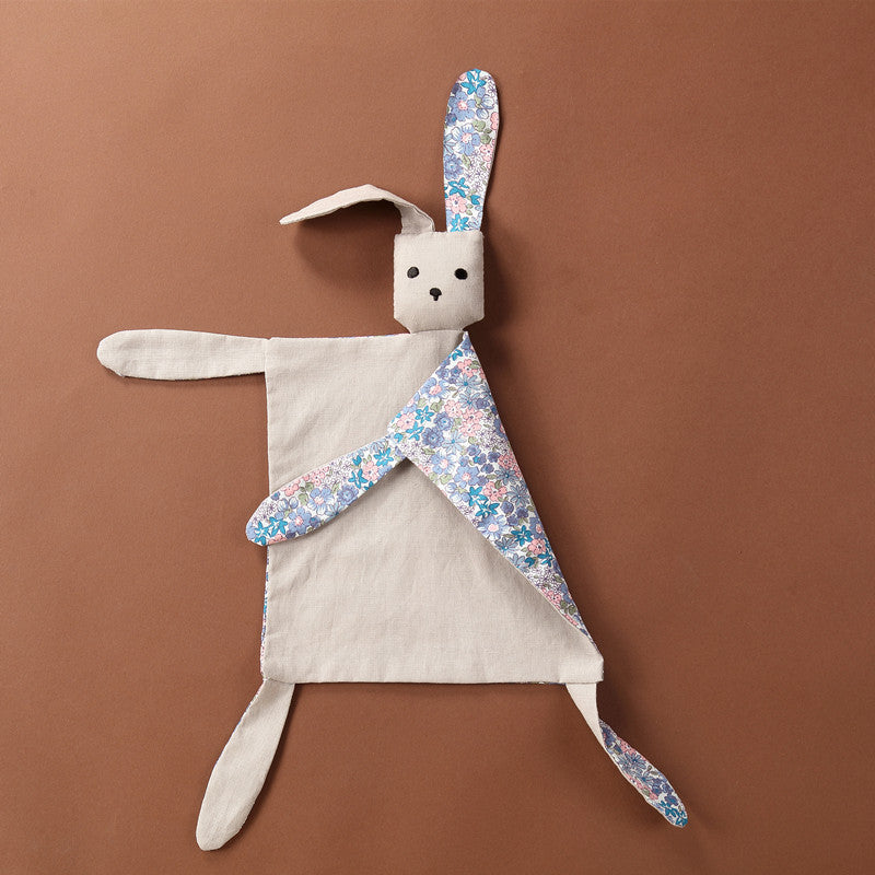 Doudou pour bébé compagnon serviette