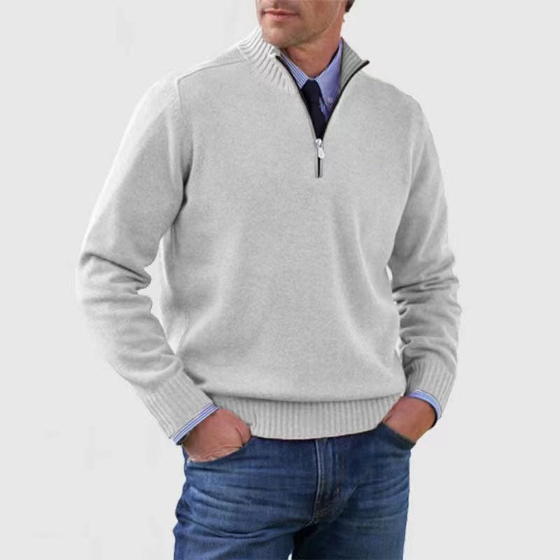 Pull zippé col montant, pour hommes. Confectionné en tricot de qualité