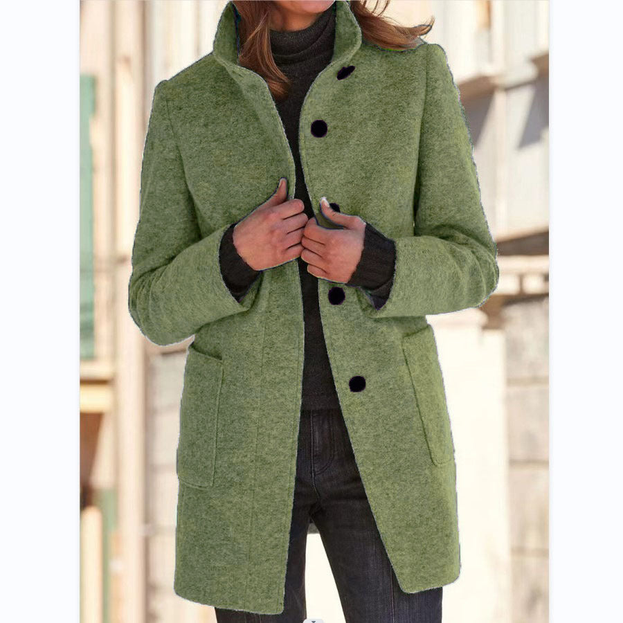 Manteau en laine élégant avec col montant et poches pratiques, parfait pour l'automne et l'hiver