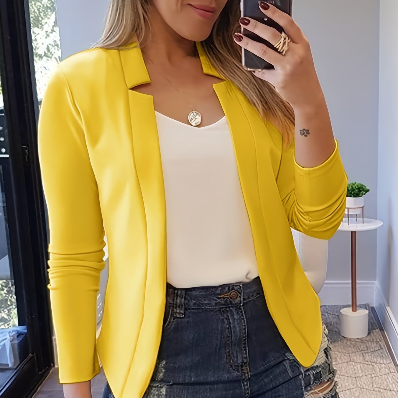 Cardigan élégant aux lignes épurées pour femmes