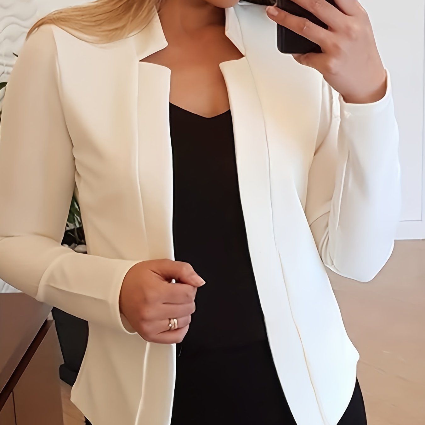Cardigan élégant aux lignes épurées pour femmes