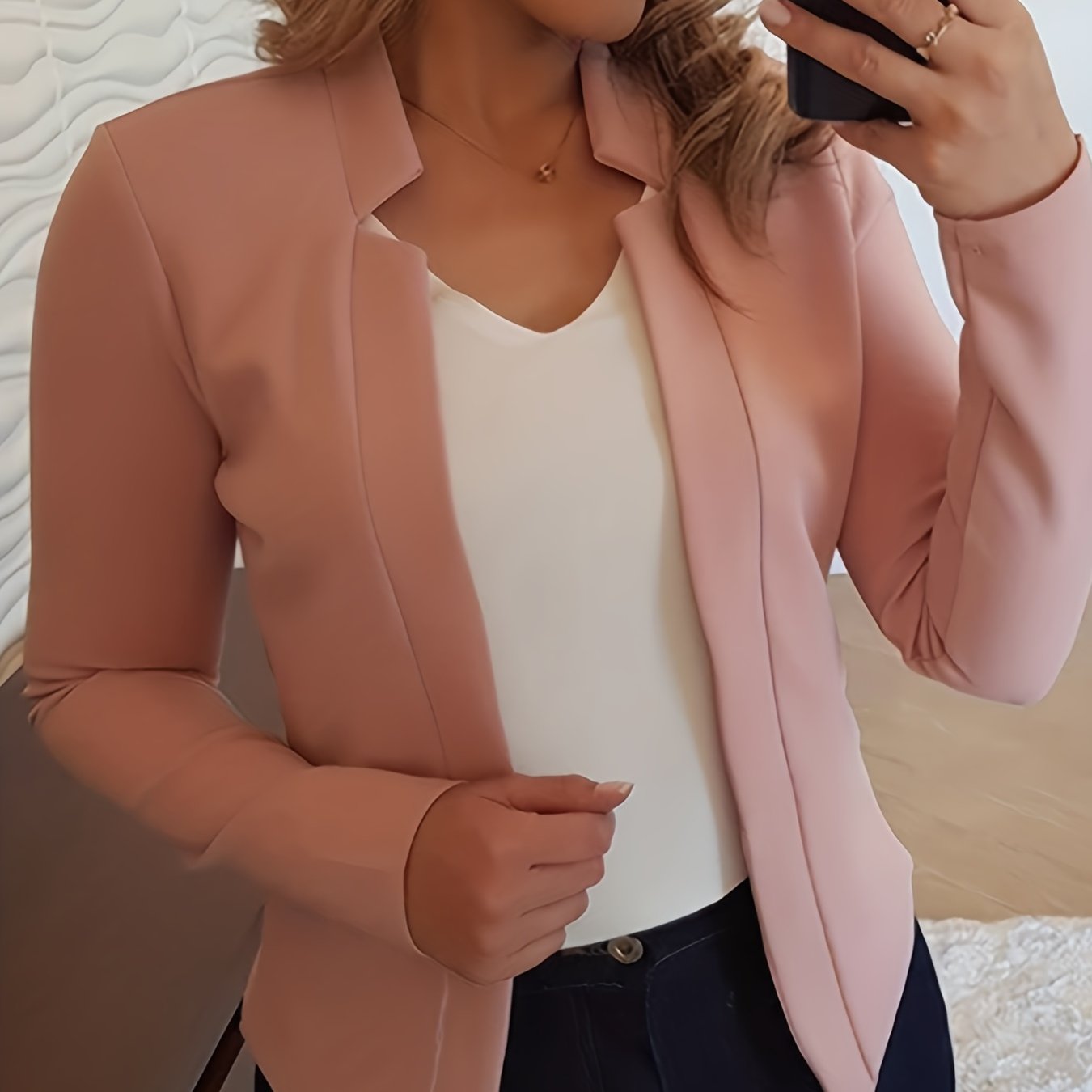 Cardigan élégant aux lignes épurées pour femmes