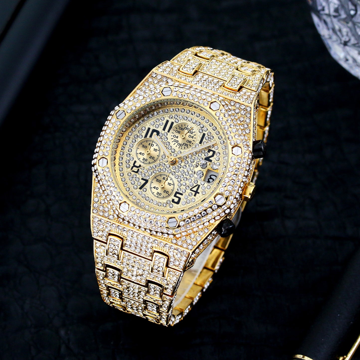 Montre à quartz de sport à trois yeux