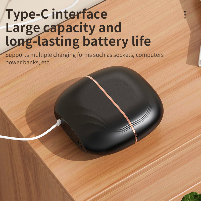 Peigne lissant miniature avec technologie de charge sans fil pour un styling pratique en déplacement