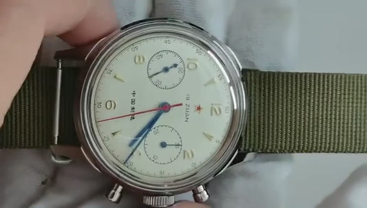 Montre mécanique 1963 Chronograph pour hommes RED STAR